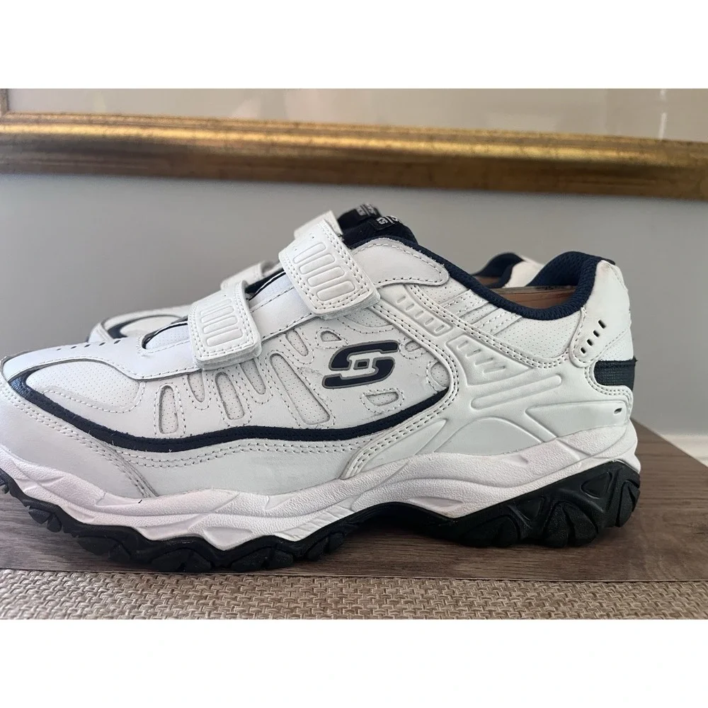 Skechers Mens After Burn Memory Shoes Sneakers Size 9 White & Navy Blue
